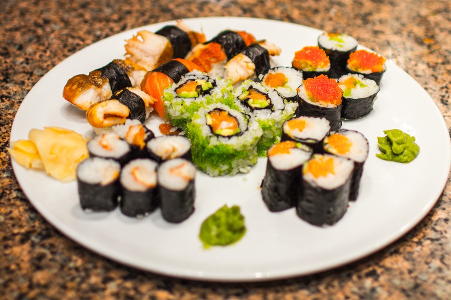 Еще любимые рецепты суши урамаки